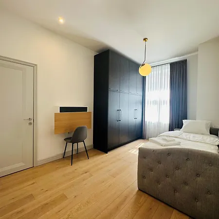 Modern Flat In Appartement *